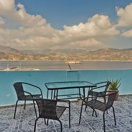 Apartment Hapsis Port Karpathos Town (Pigadia)